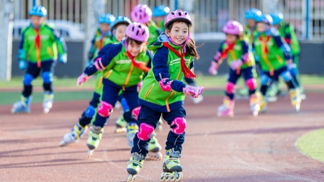 多彩社團(tuán)伴成長(zhǎng)